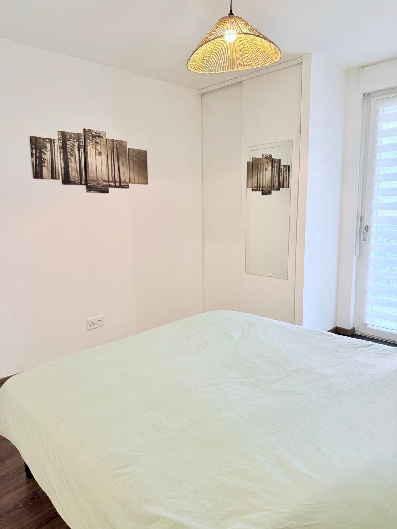 Le T2 Appartement Moderne Avec Terrasse Et Parking Strazburg Dış mekan fotoğraf
