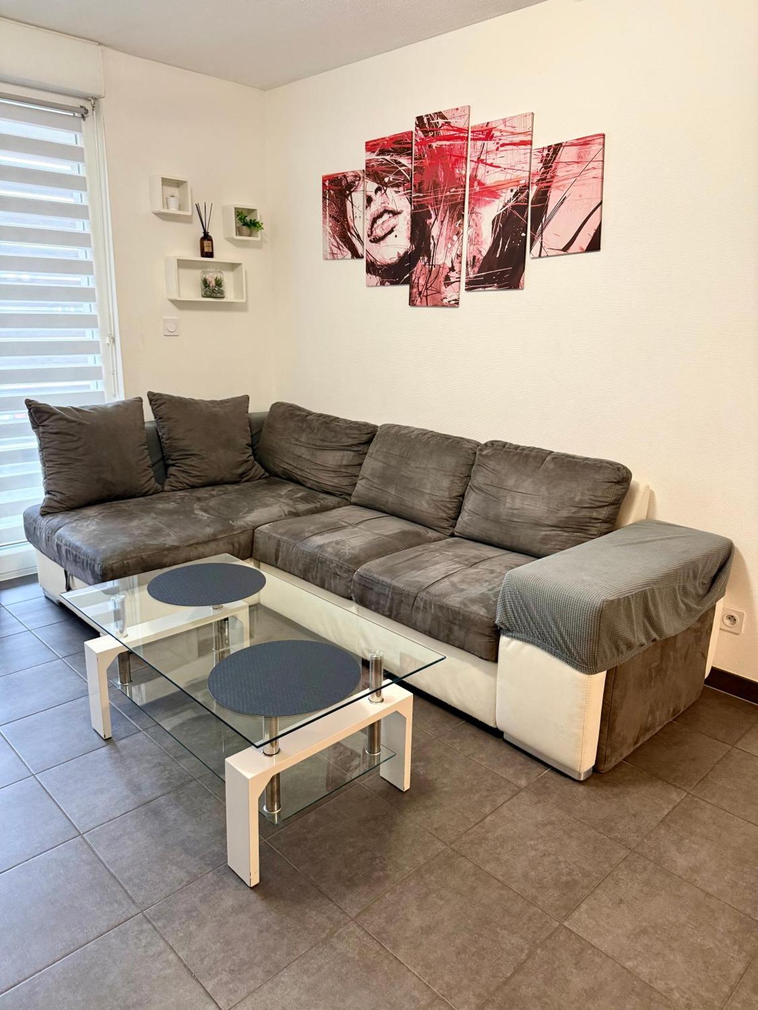 Le T2 Appartement Moderne Avec Terrasse Et Parking Strazburg Dış mekan fotoğraf